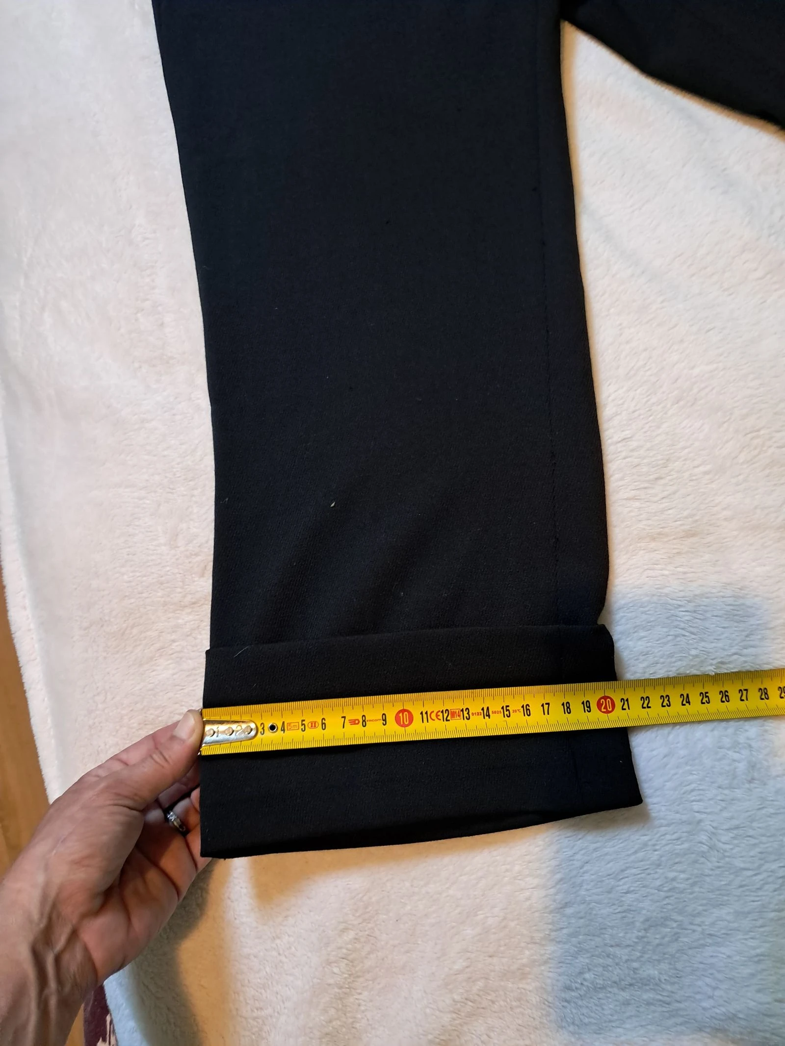 Klassieke korte broek, wijde pijpen. Caroll. Maat S – photo 16